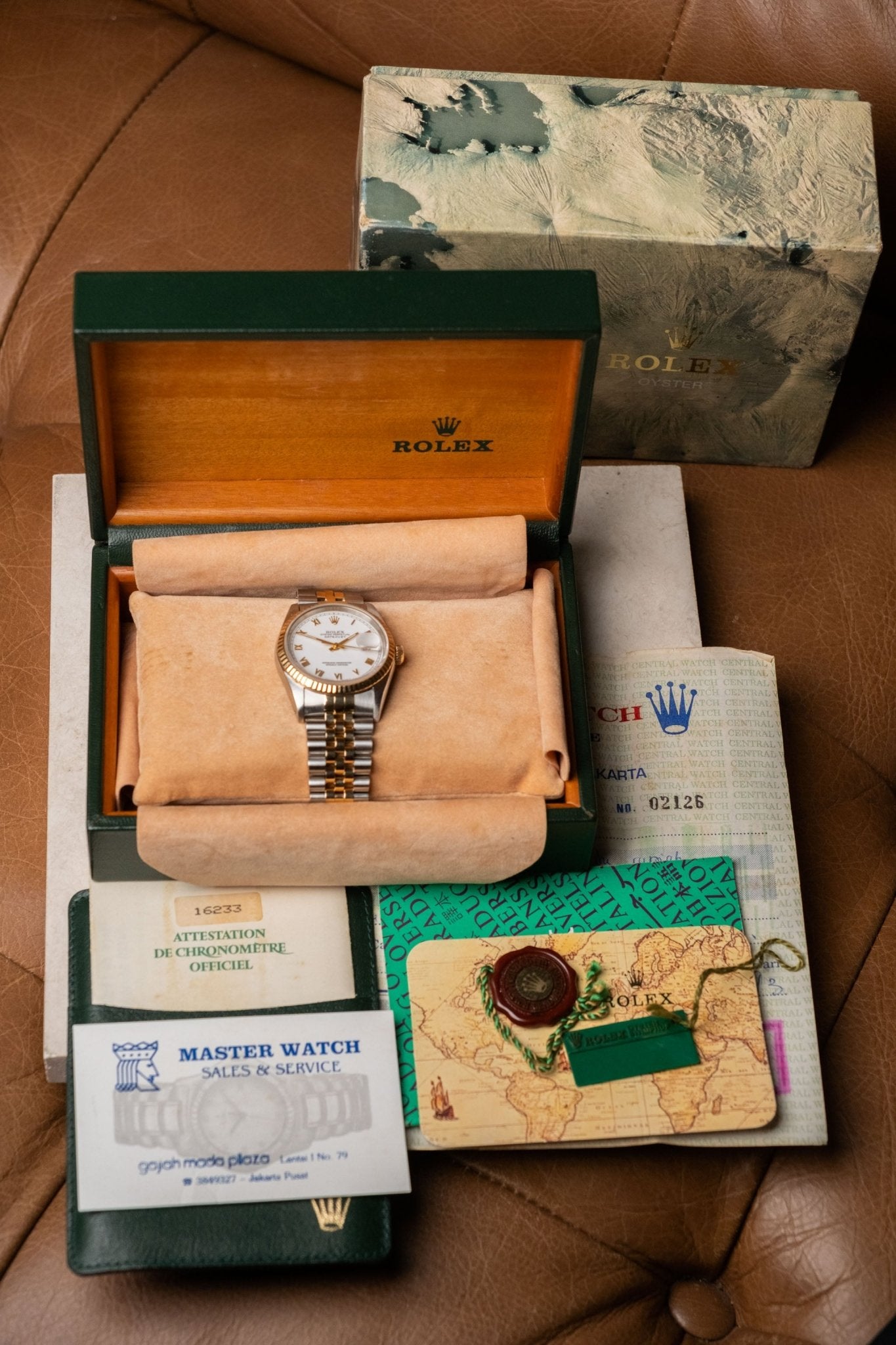 1993 Rolex Datejust 36 Two-Tone White Roman Dial Ref 16233 full set box and papers - Wristory