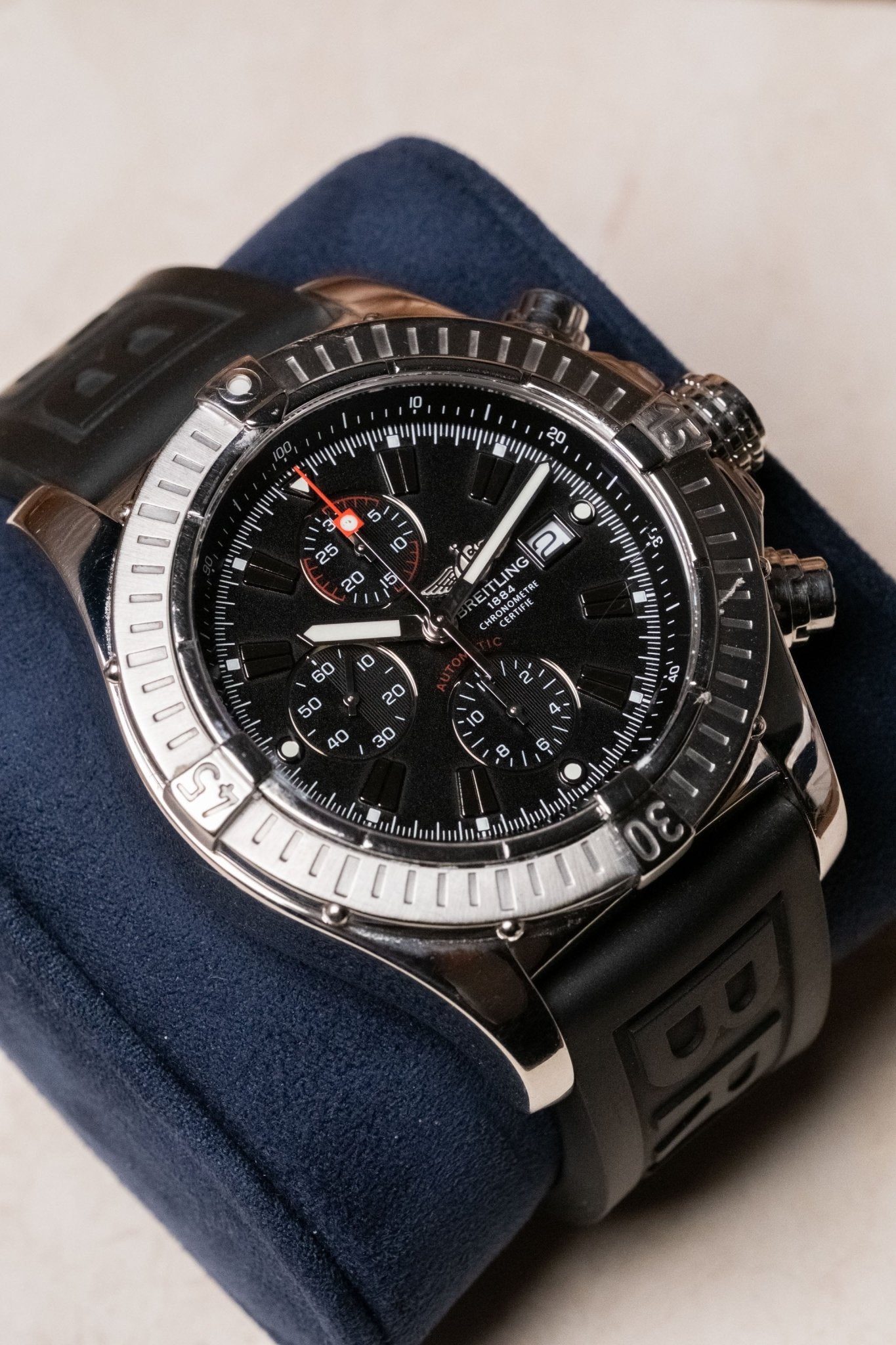 2010 Breitling Super Avenger Ref A1337011/B907 - Wristory