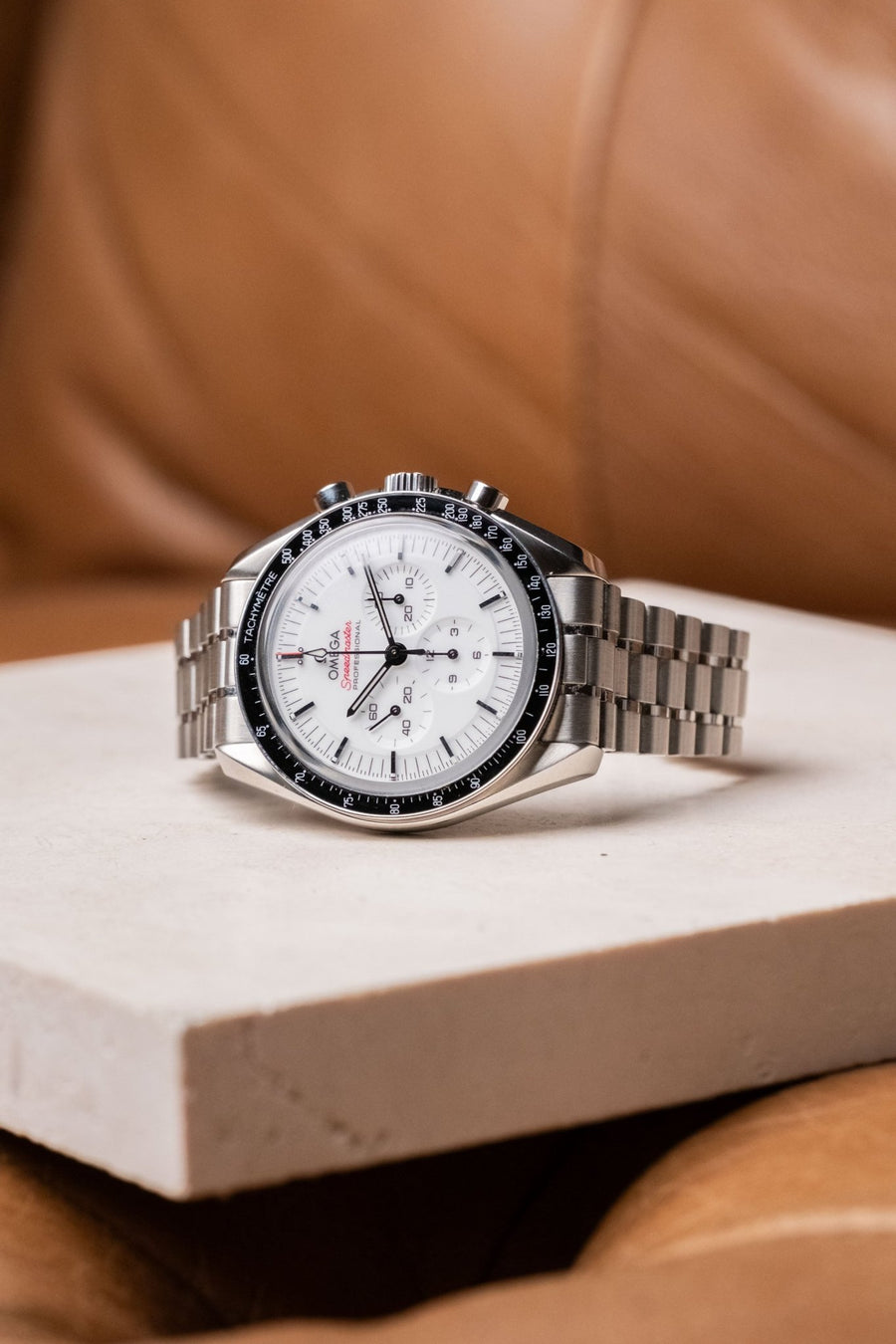 2024 Omega Speedmaster Moonwatch White Dial 310.30.42.50.04.001 - Wristory