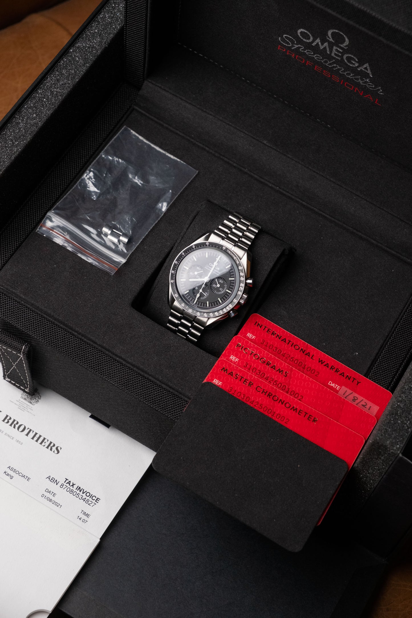 2021 Omega Speedmaster Moonwatch 310.30.42.50.01.002 — photo 16