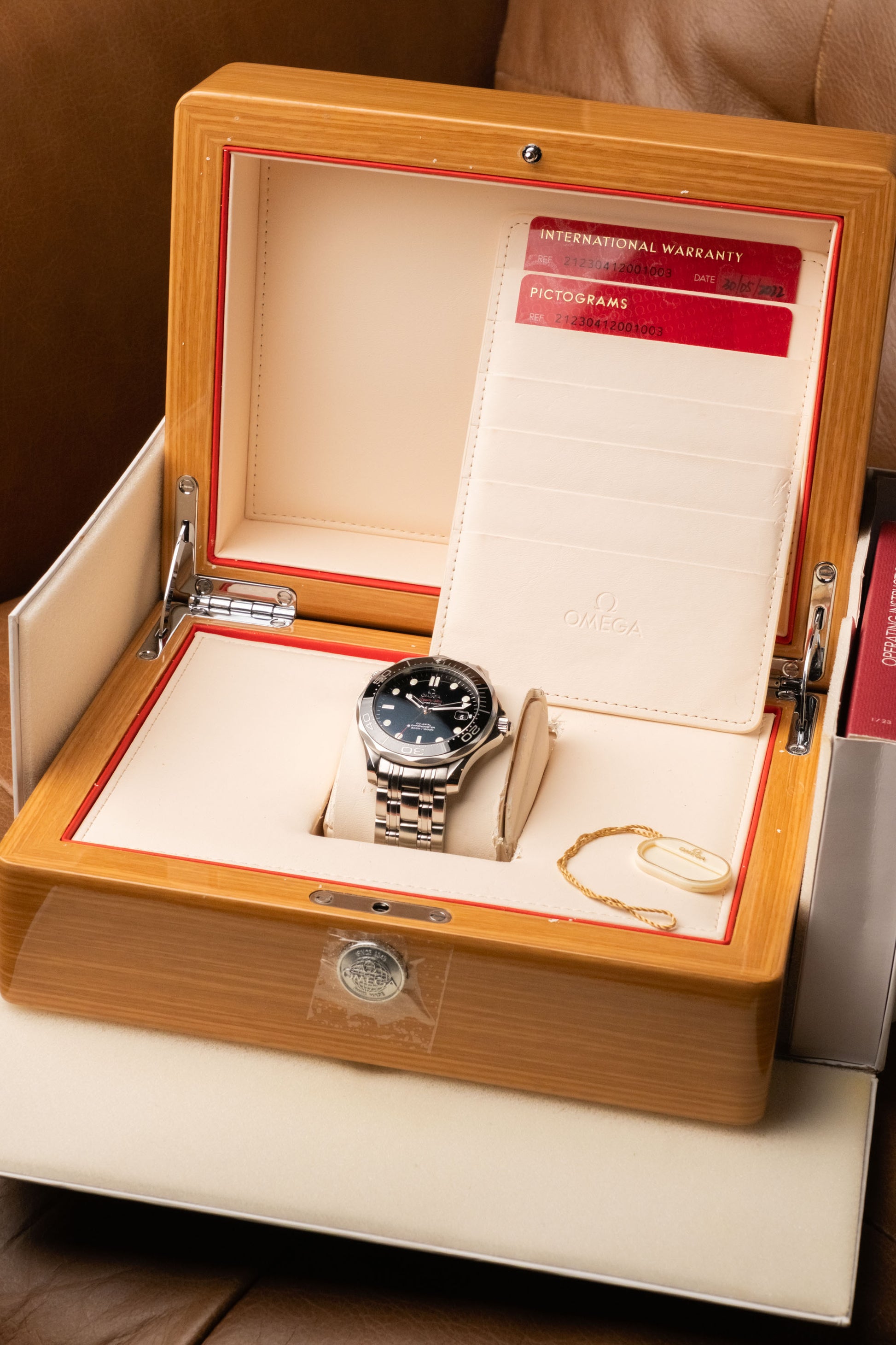 2022 Omega Seamaster Diver 300M Ref. 212.30.41.20.01.003 — photo 15
