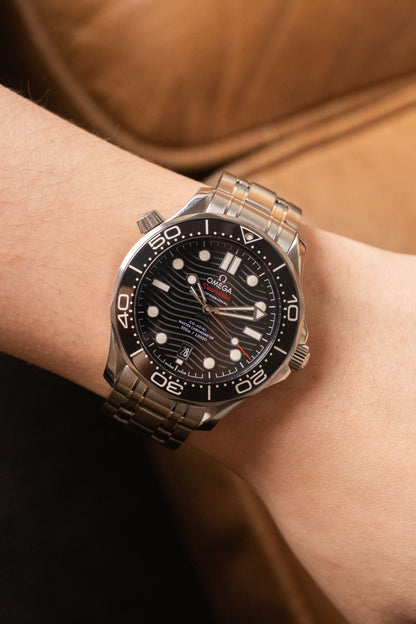 2024 Omega Seamaster Diver 300M Ref. 210.30.42.20.01.001 — photo 11