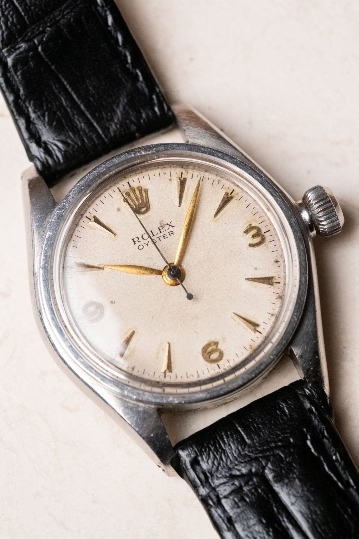 1940s Rolex Oyster White Dial Ref. 2595 Freshly Serviced - Wristory