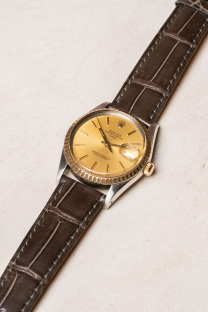 1982 Rolex Oyster-Perpetual Date Champagne 15053 dial detail close-up