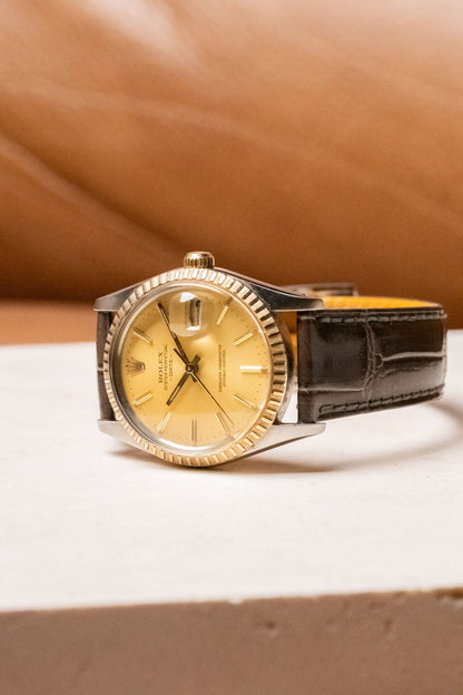 1982 Rolex Oyster-Perpetual Date Champagne 15053 dial detail close-up