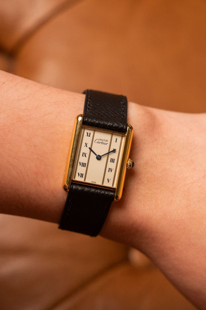 1990s Cartier Tank Vermeil Column Dial Large Quartz Details