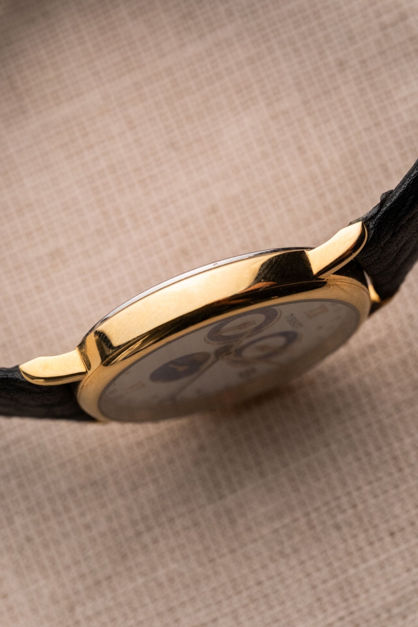 1990s Tissot C265 Moonphase Triple Calendar Quartz case profile side view