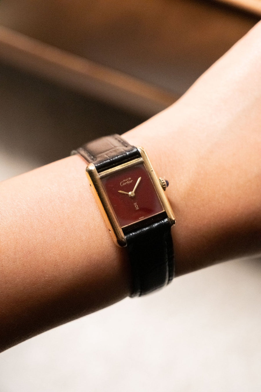1990s Cartier Tank Must de Cartier Vermeil SM Burgundy Dial Ref. 3013201 - Wristory
