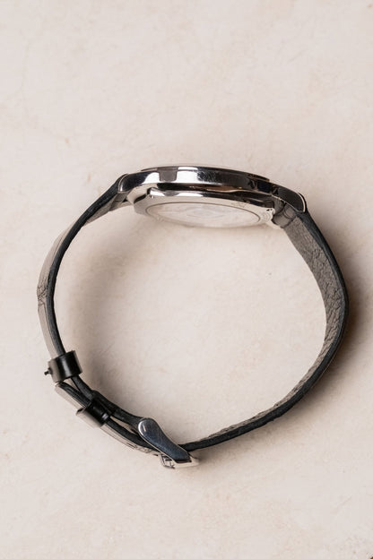 1990s Jaeger-LeCoultre Master Control Automatic Black Dial “Automatique” 140.8.93 case profile side view