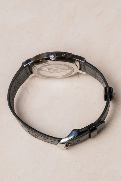 1990s Jaeger-LeCoultre Master Control Automatic Black Dial “Automatique” 140.8.93 case profile side view