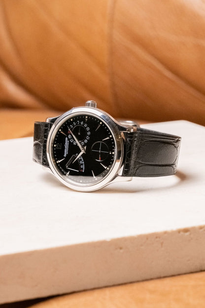 1990s Jaeger-LeCoultre Master Control Automatic Black Dial “Automatique” 140.8.93 dial detail close-up