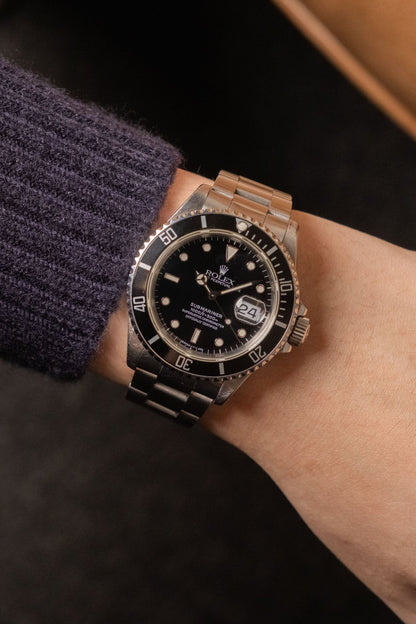 1991 Rolex Submariner Date Ref. 16610 - Wristory