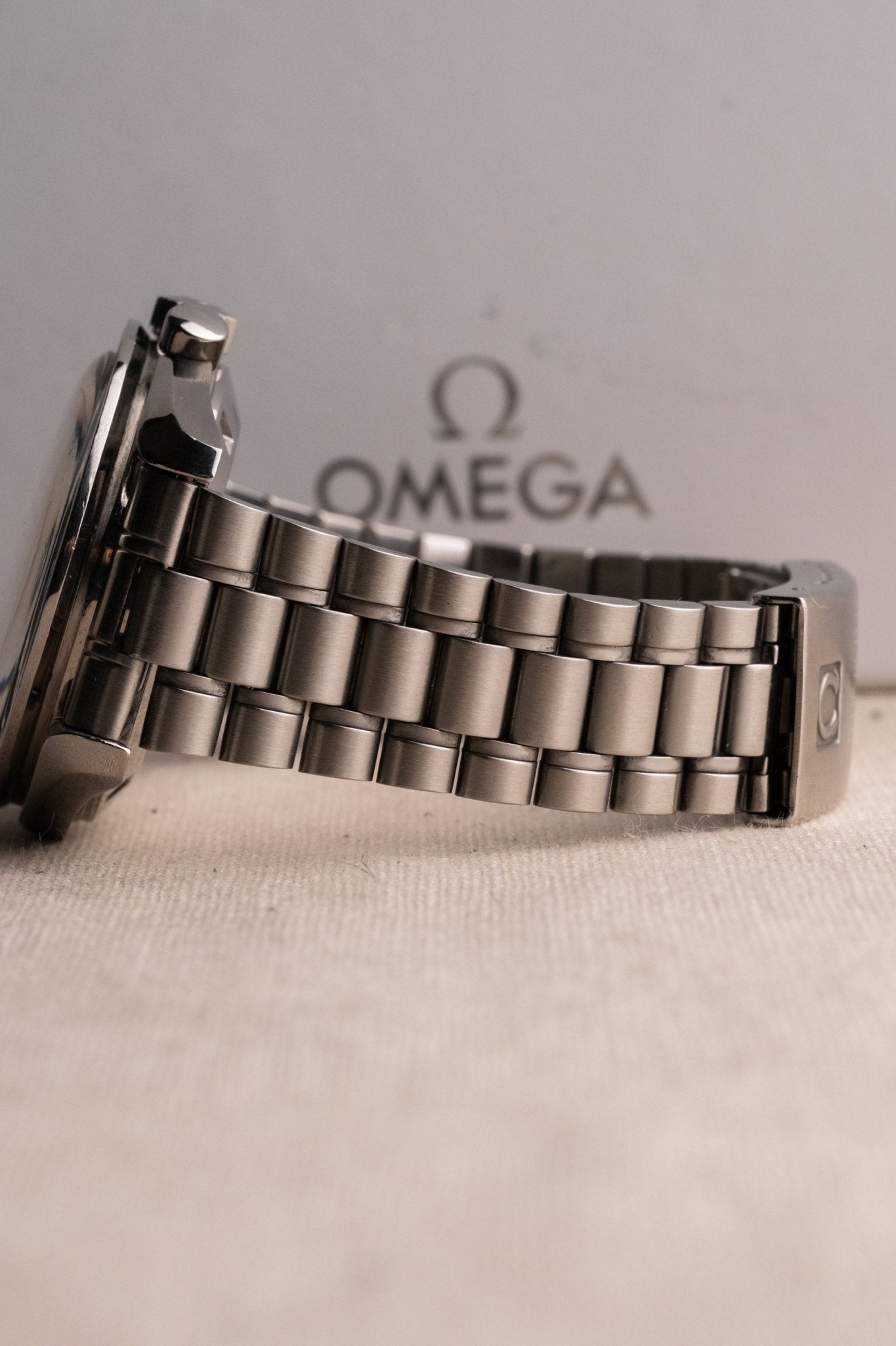 1993 OMEGA Speedmaster Professional “Moonwatch” Hesalite Ref. 3590.50 - Wristory