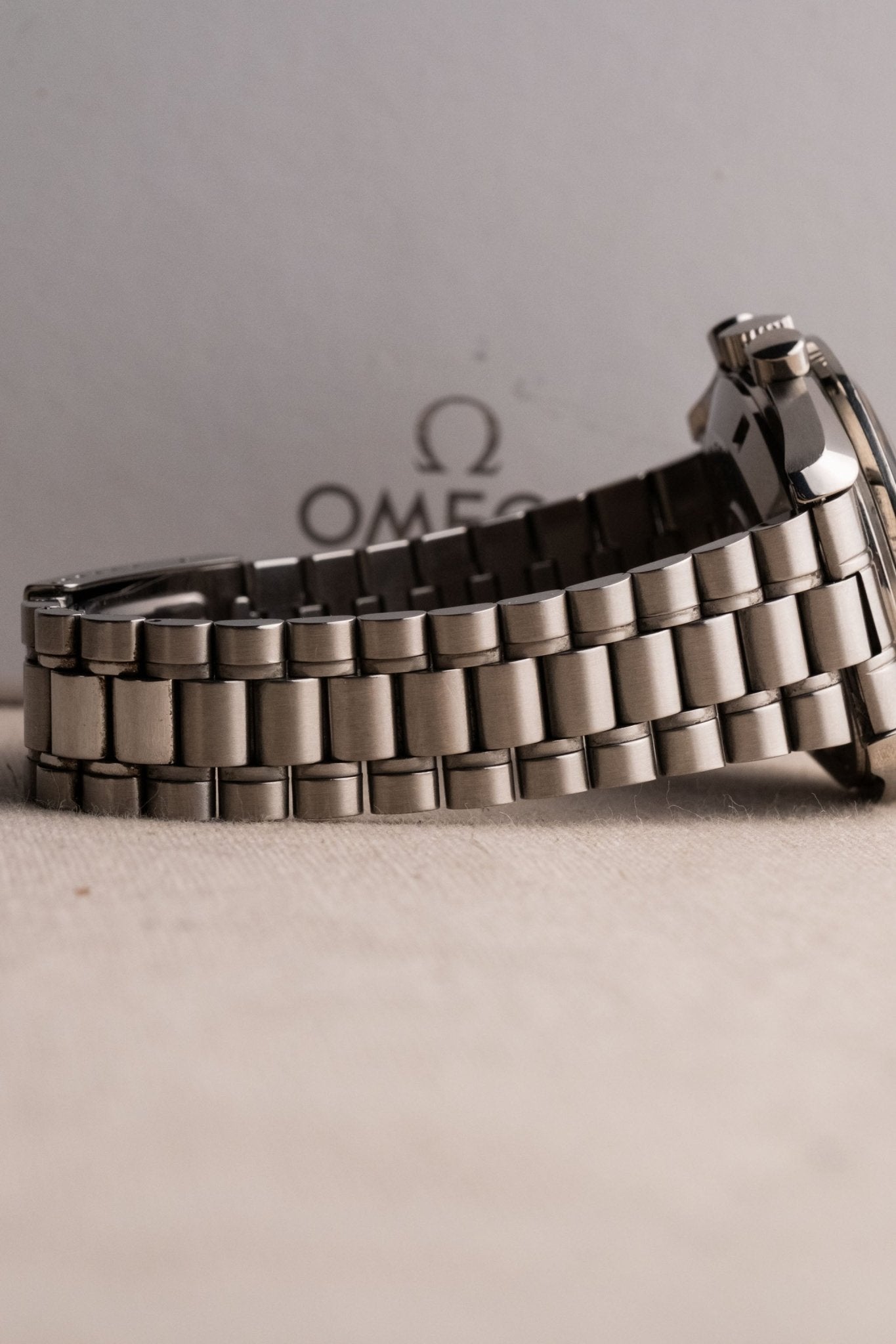 1993 OMEGA Speedmaster Professional “Moonwatch” Hesalite Ref. 3590.50 - Wristory
