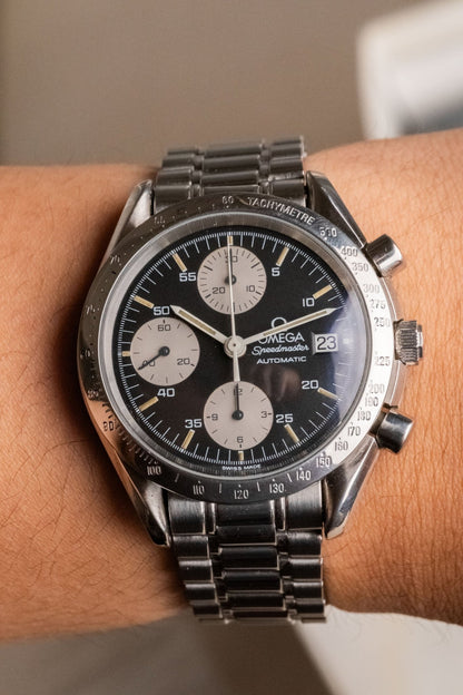 1994 Omega Speedmaster Date 3511.5 dial detail close-up