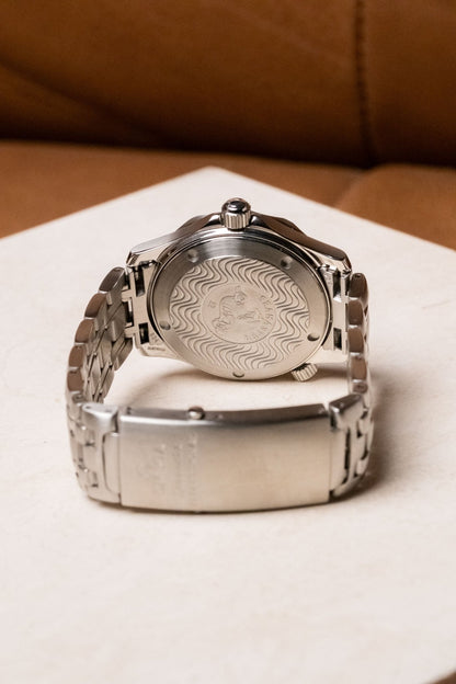 1995 OMEGA Seamaster Diver 300M Professional Mid Size 36mm Quartz Date Ref 2562.80 - Wristory