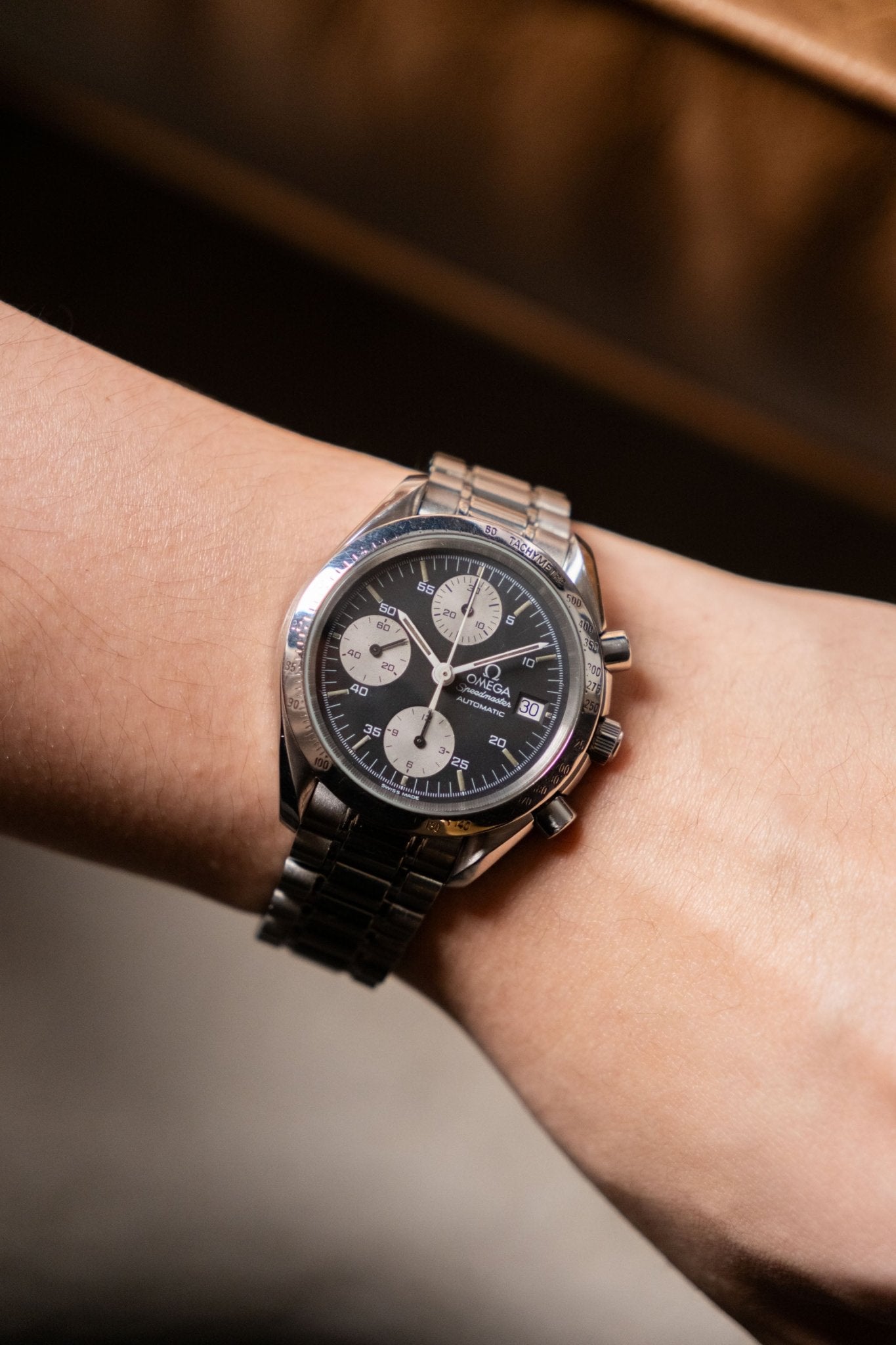 1995 OMEGA Speedmaster Date Chronograph 3511.5 dial detail close-up