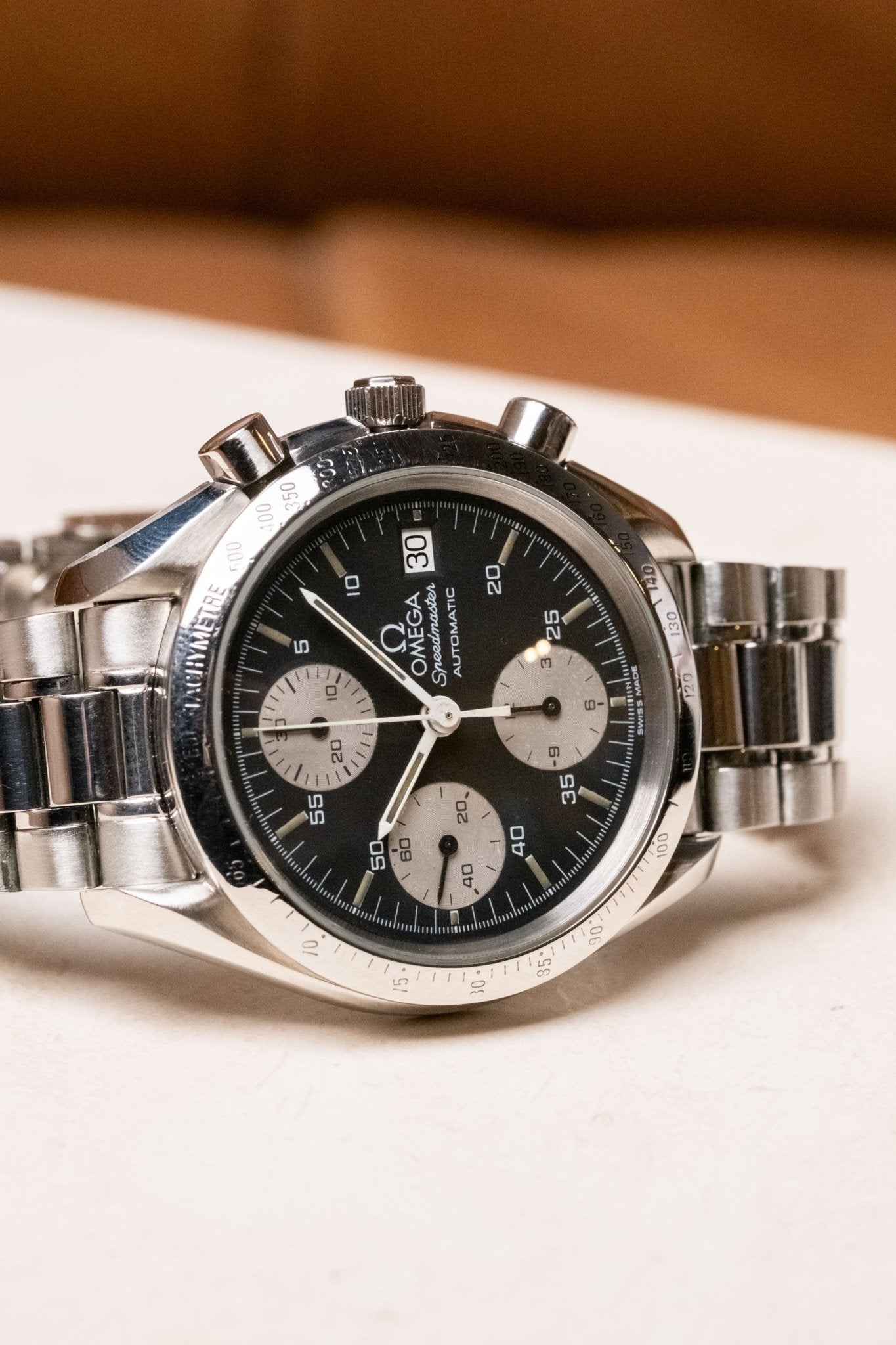 1995 OMEGA Speedmaster Date Chronograph 3511.5 dial detail close-up