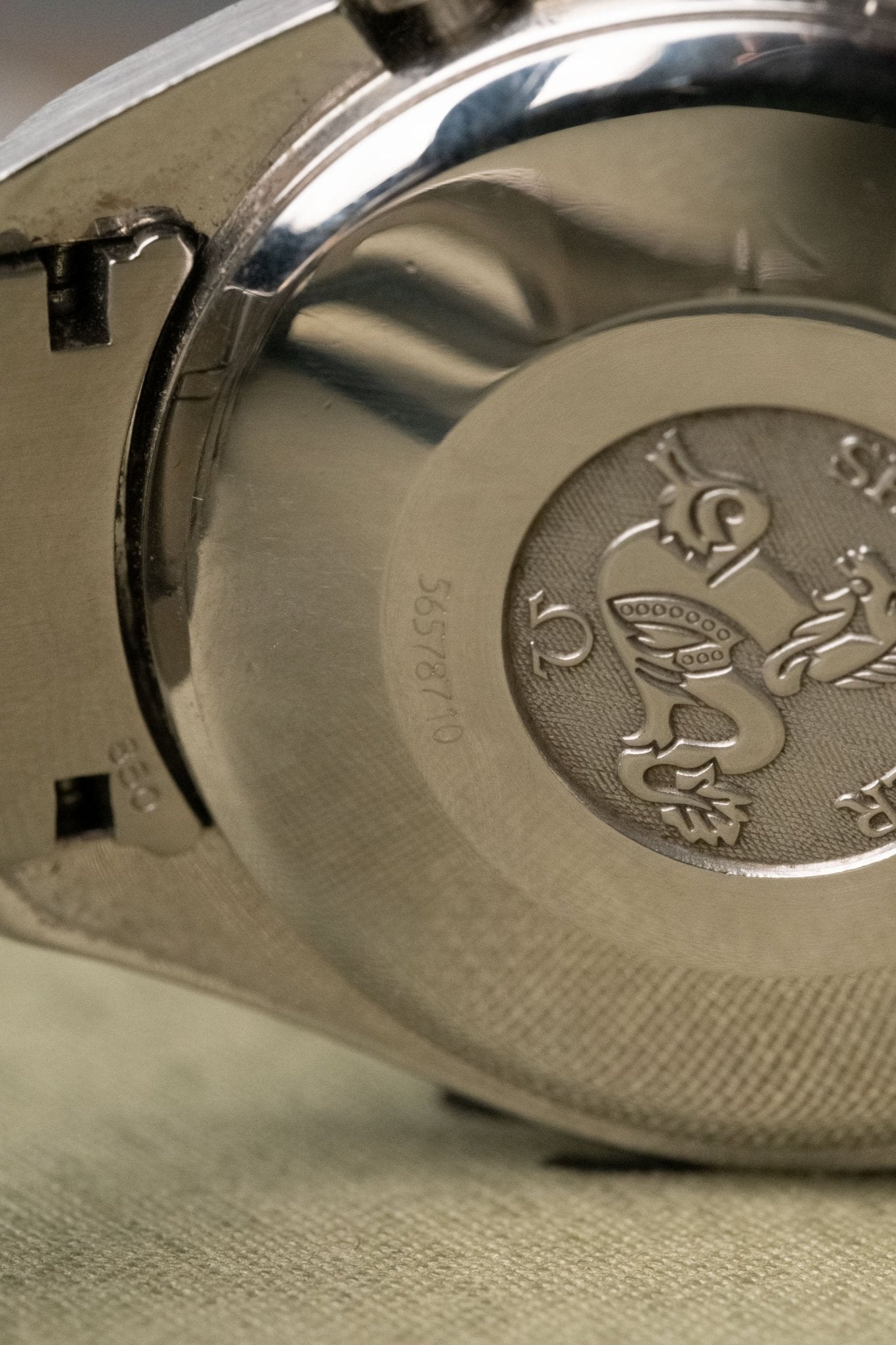 1998 OMEGA Speedmaster Day-Date 3523.8 caseback view