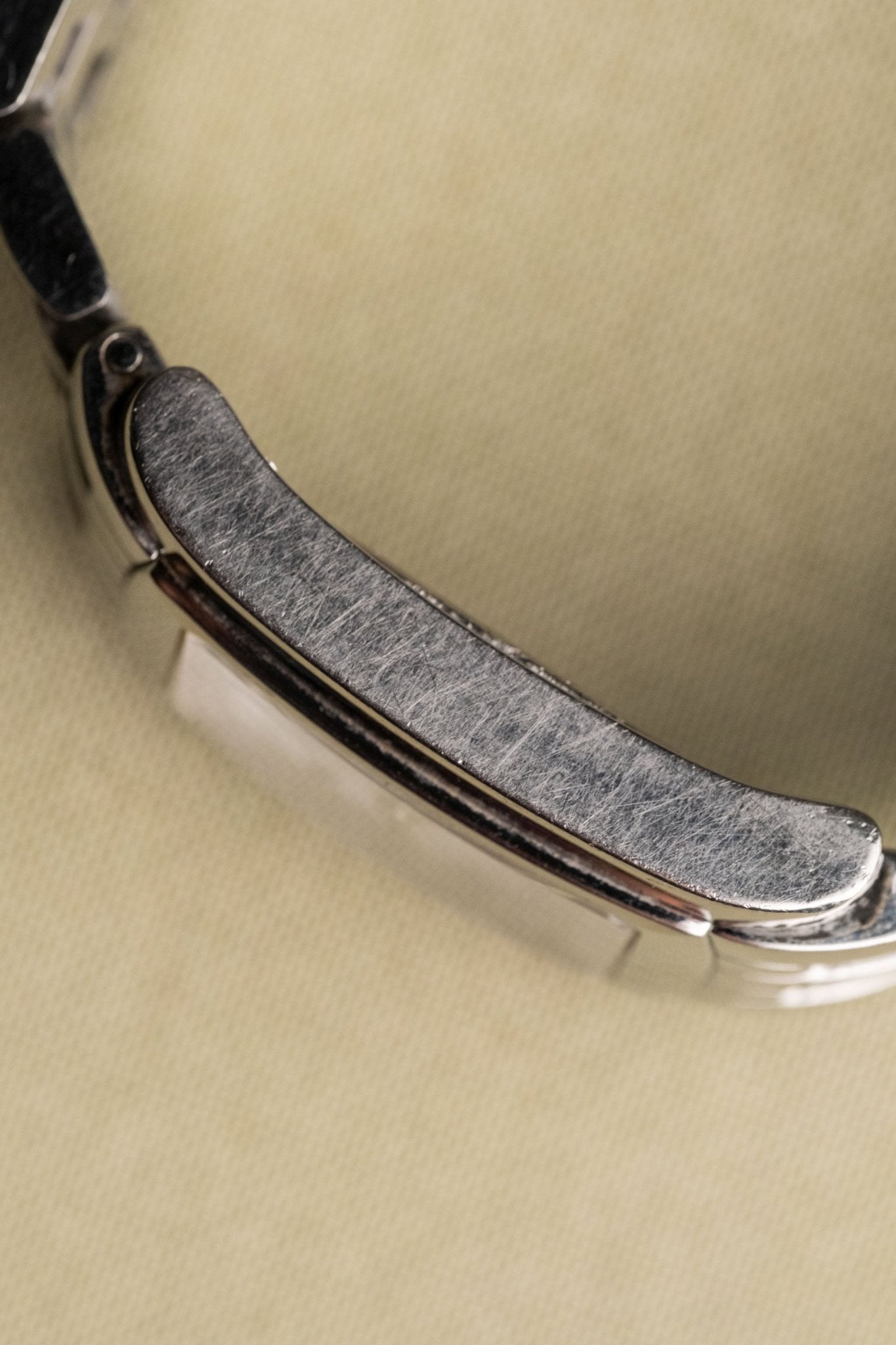 2000 Longines DolceVita Small Seconds White Quartz - Wrist Story Pty Ltd