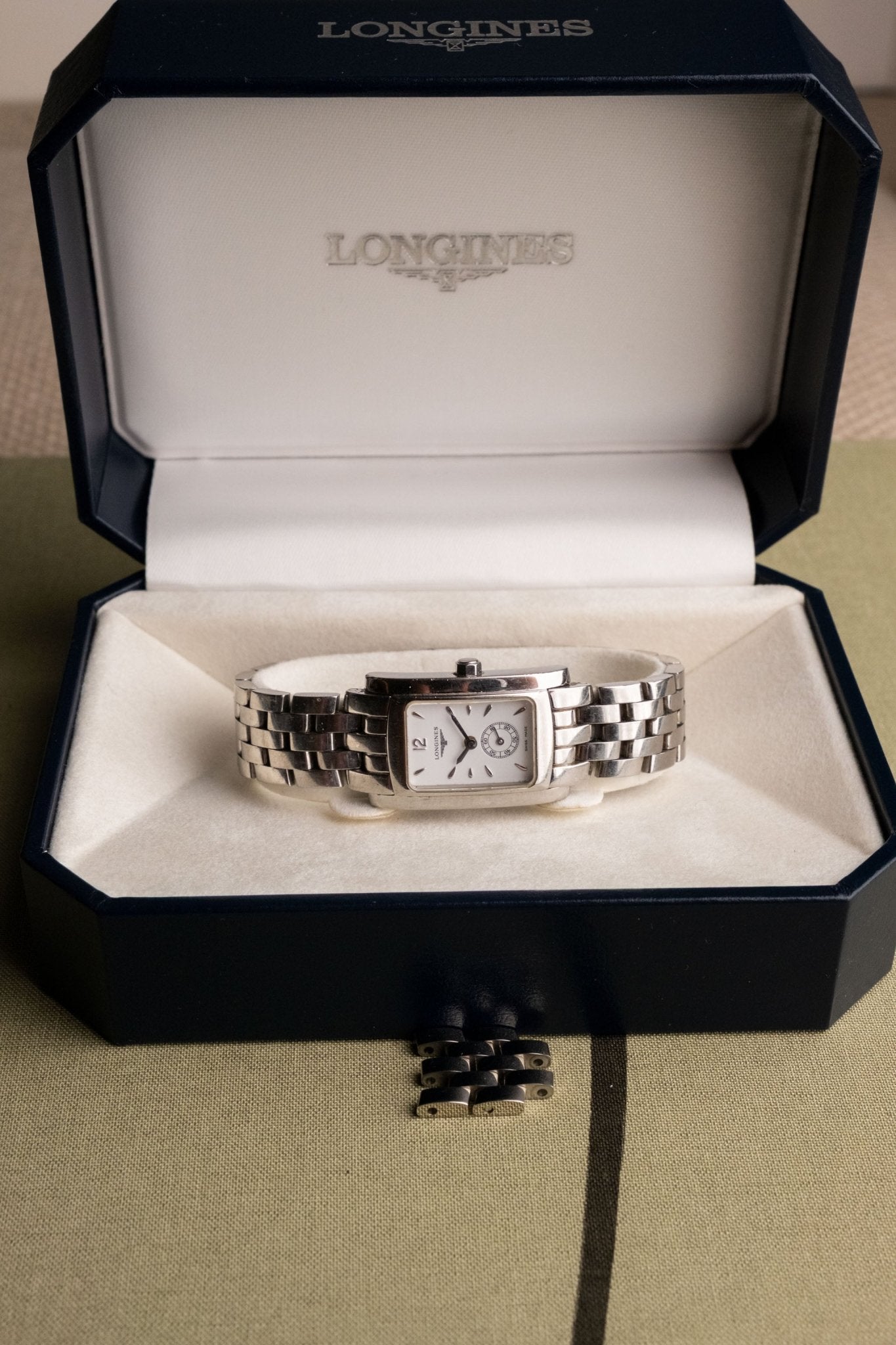 2000 Longines DolceVita Small Seconds White Quartz - Wrist Story Pty Ltd