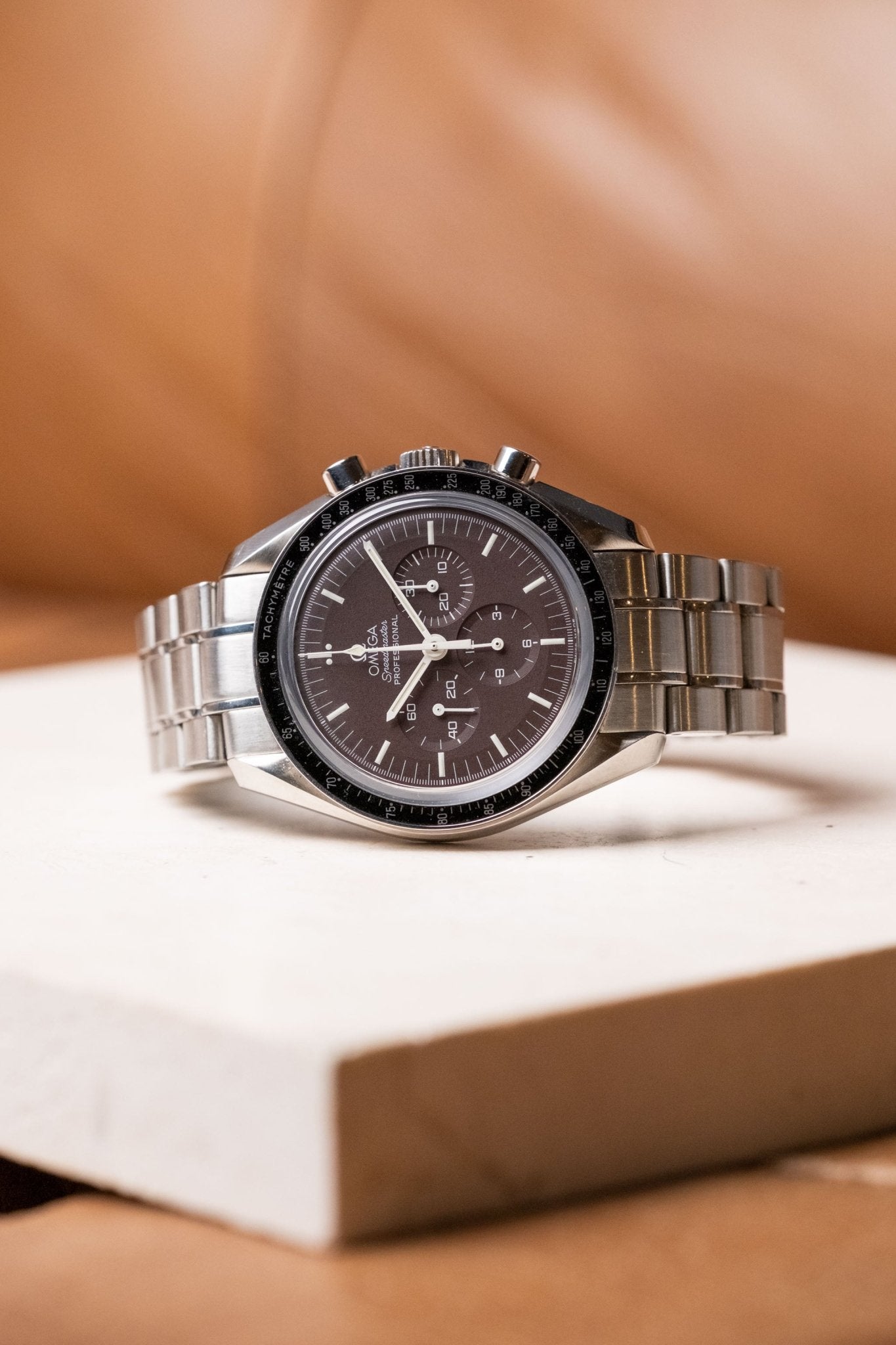 2009 Omega Speedmaster Moonwatch Chocolate Dial 311.30.42.30.13.001 - Wristory