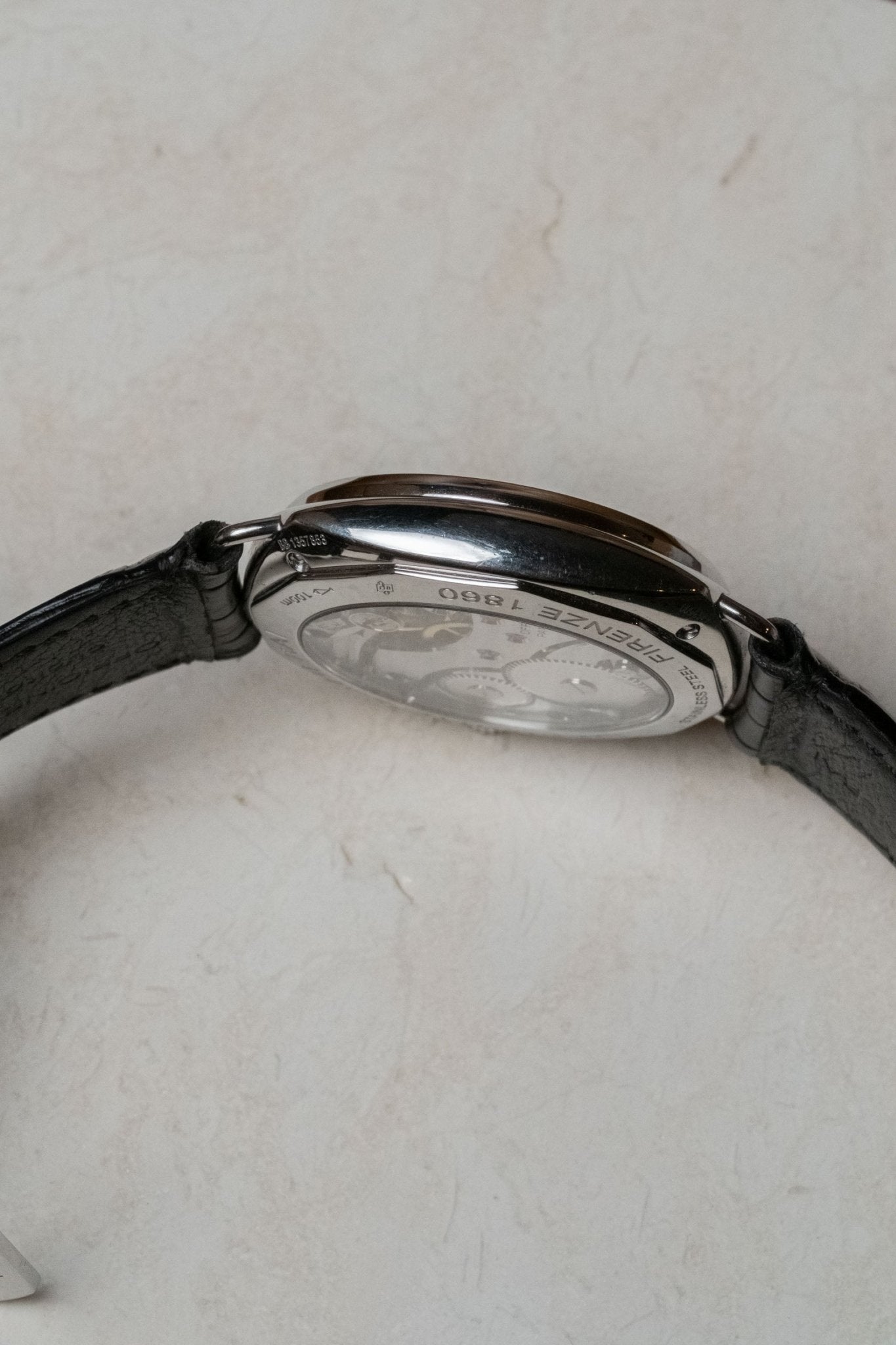 2010 Officine Panerai Radiomir “Sandwich Dial” PAM 00210 case profile side view