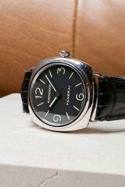 2010 Officine Panerai Radiomir “Sandwich Dial” PAM 00210 dial detail close-up
