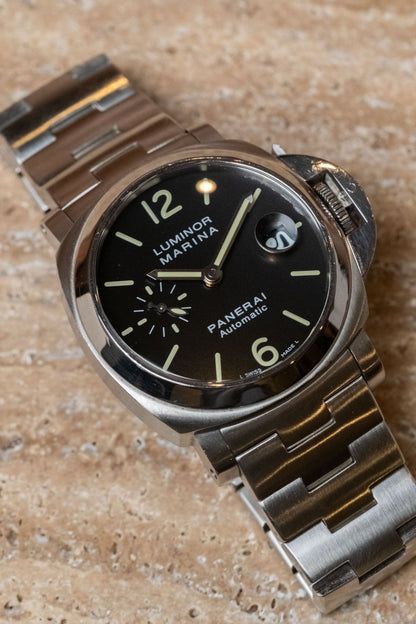 2011 Officine Panerai Luminor Marina PAM 00298 dial detail close-up
