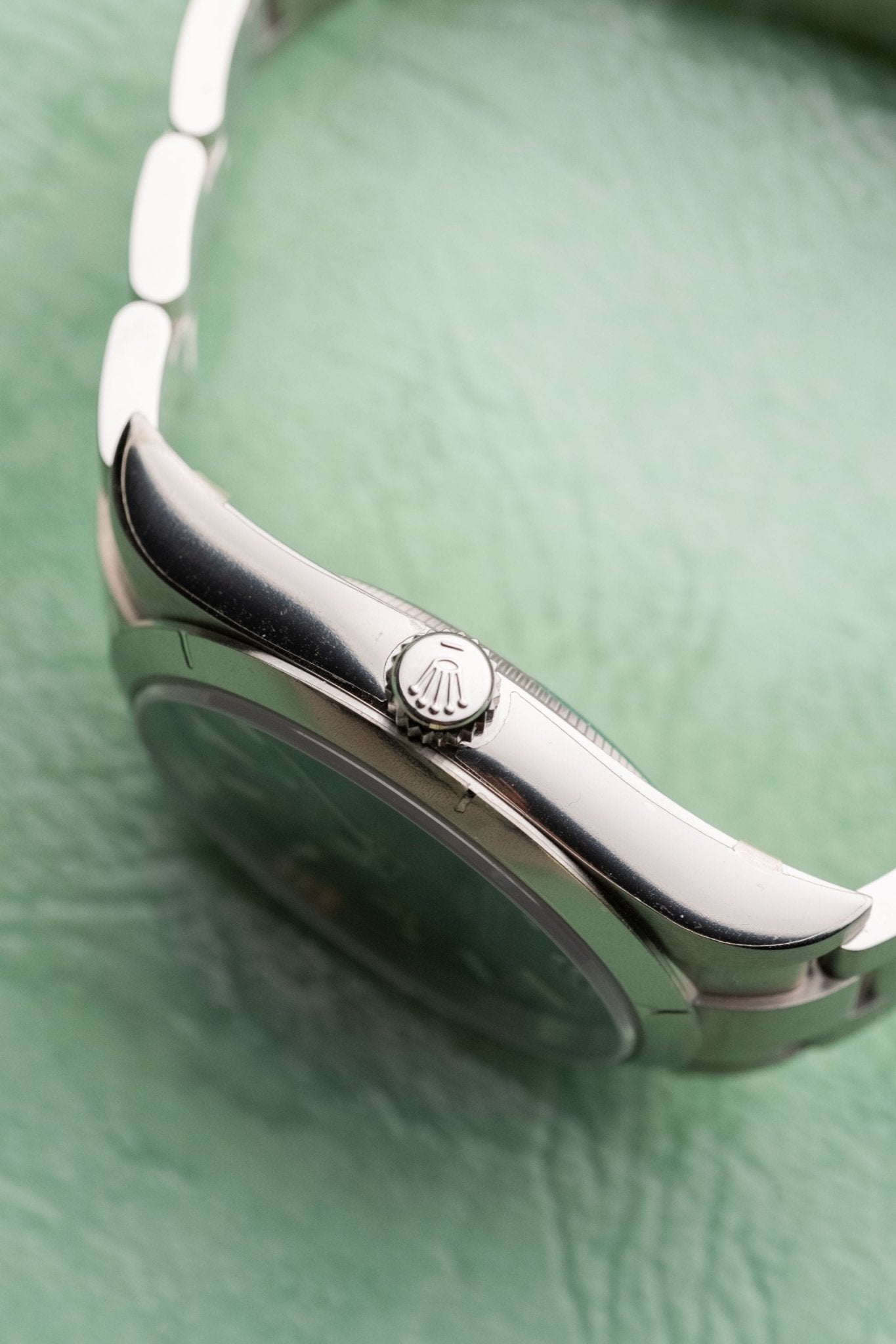 2011 Rolex Explorer 214270 Mark 1 case profile side view