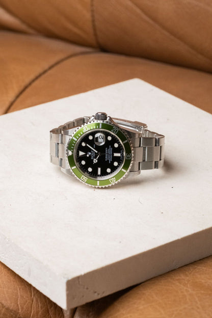 2012 Rolex Submariner Date Kermit "V-Serial" 16610LV - Wristory