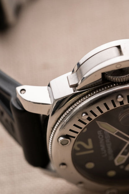 2014 Officine Panerai Luminor Submersible PAM00024 Details