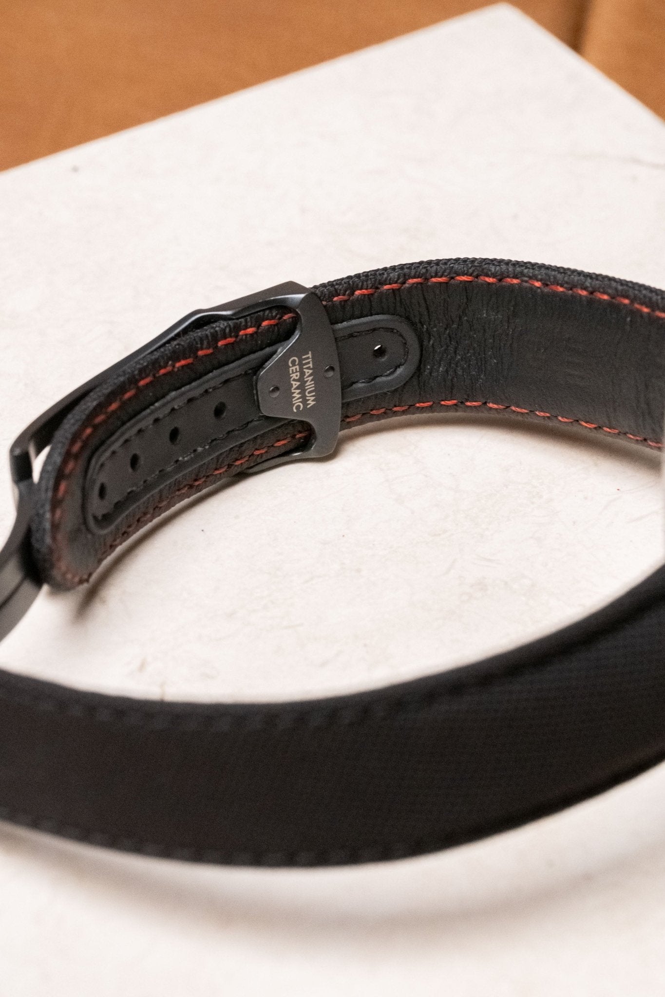 2014 OMEGA Speedmaster Ceramic OG “Dark Side of the Moon” 311.92.44.51.01.003 Details