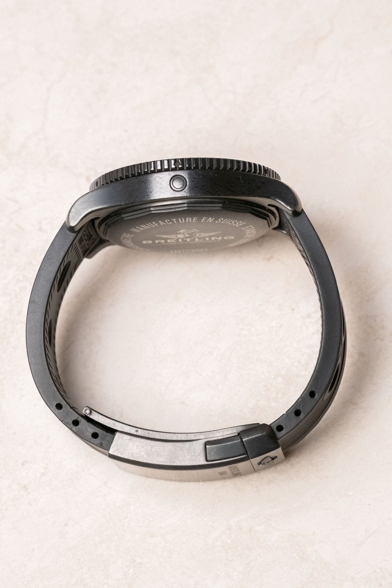 2019 Breitling Superocean 44mm Special Black Steel Case M1739313 case profile side view