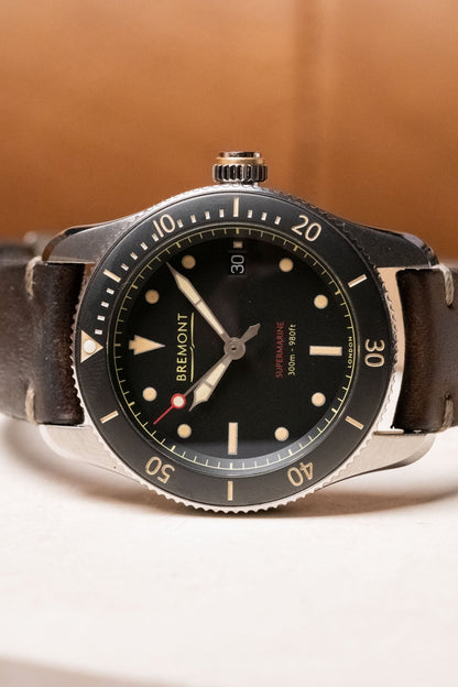 2020 Bremont Supermarine Type 300 S301-BK dial detail close-up