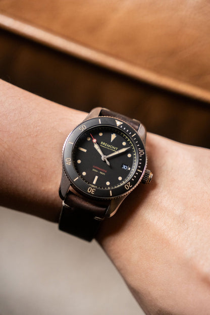 2020 Bremont Supermarine Type 300 S301-BK dial detail close-up