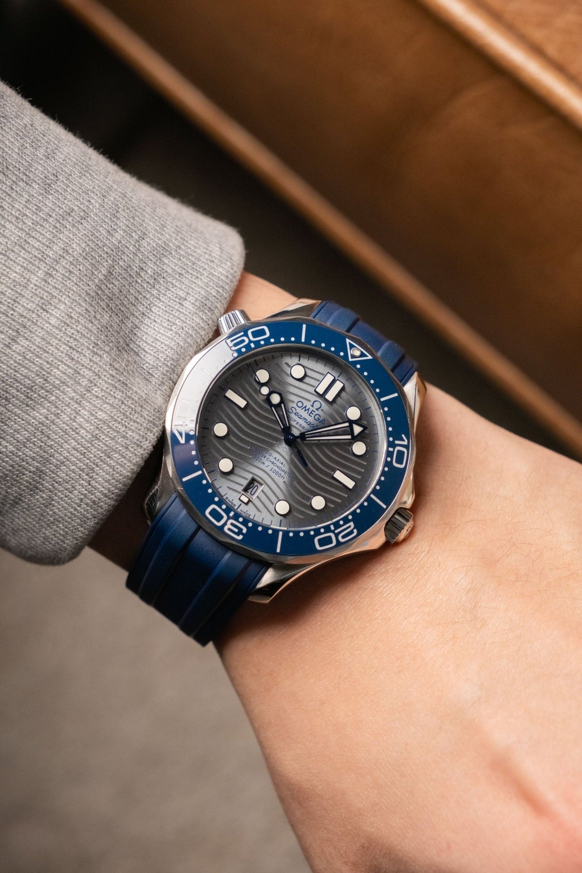2020 Omega Seamaster Diver 300M Gray Dial 210.32.42.20.06.001 - Wristory