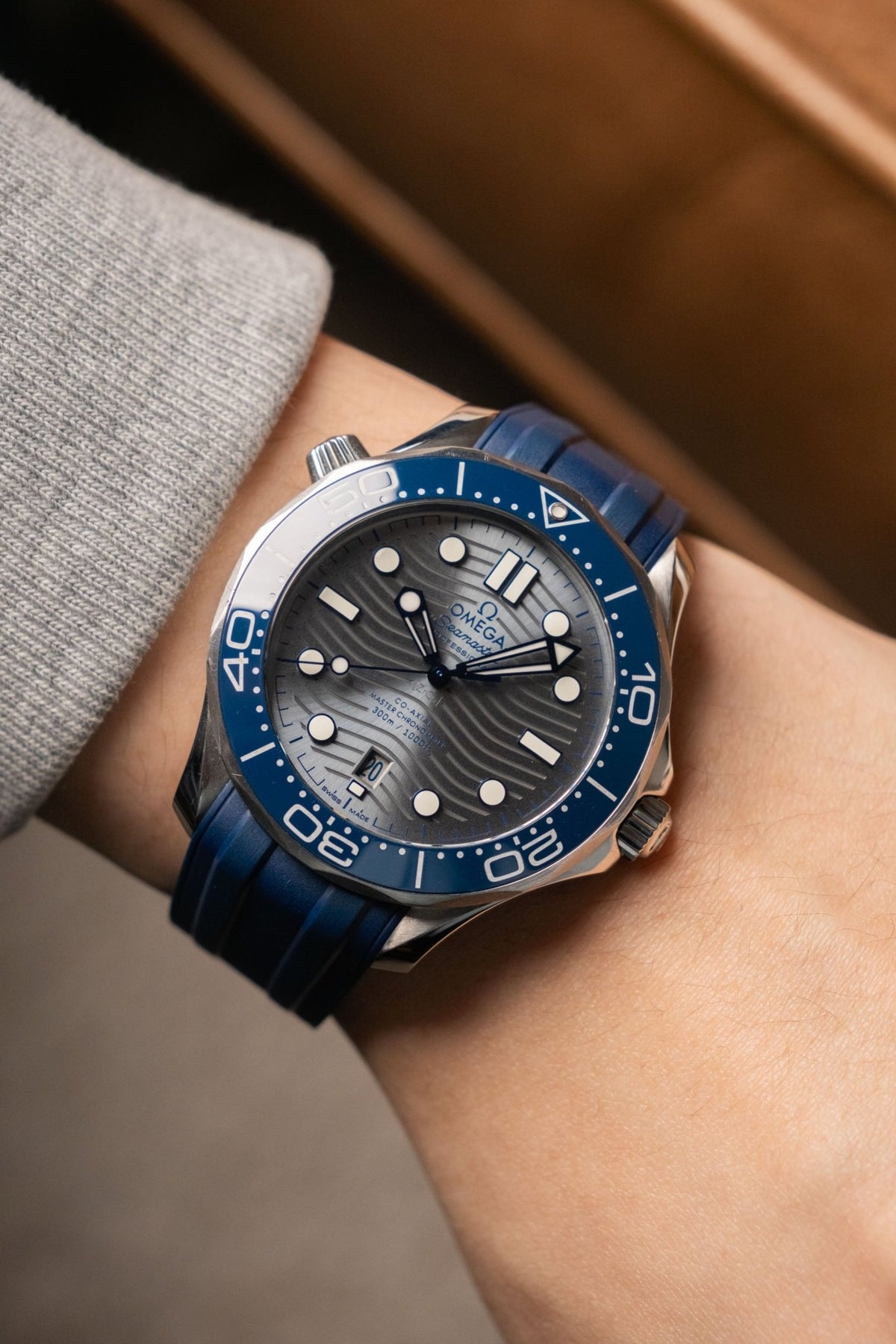 2020 Omega Seamaster Diver 300M Gray Dial 210.32.42.20.06.001 - Wristory