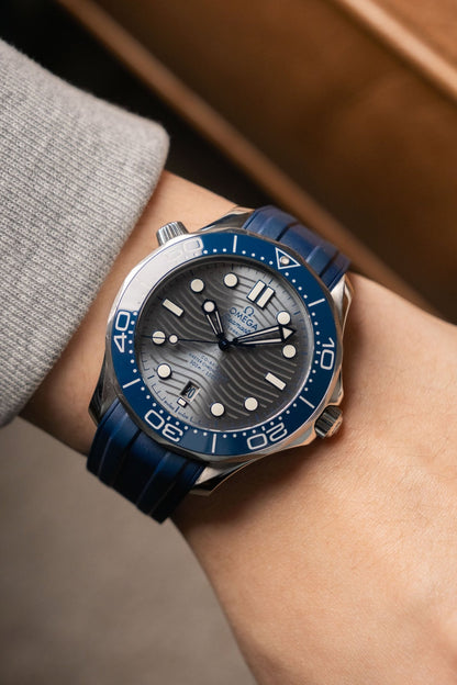2020 Omega Seamaster Diver 300M Gray Dial 210.32.42.20.06.001 - Wristory