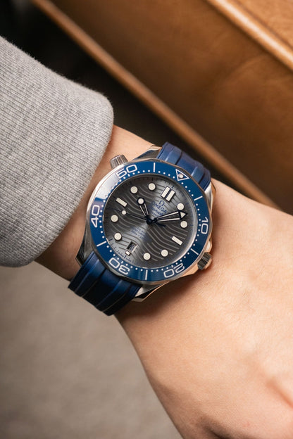 2020 Omega Seamaster Diver 300M Gray Dial 210.32.42.20.06.001 - Wristory