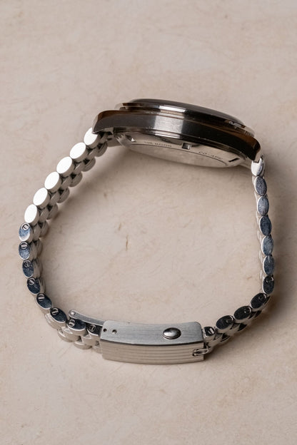 2021 Omega Speedmaster Professional Moonwatch Sapphire Sandwich 310.30.42.50.01.002 case profile side view