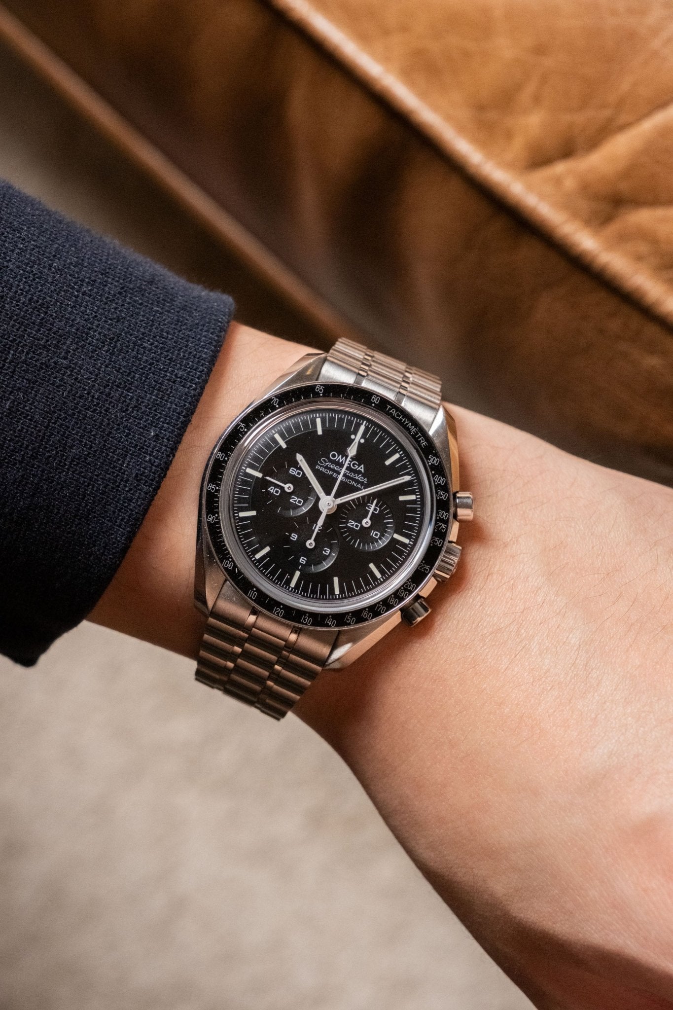 2021 OMEGA Speedmaster Professional “Moonwatch” Sapphire Sandwich 310.30.42.50.01.002 Details