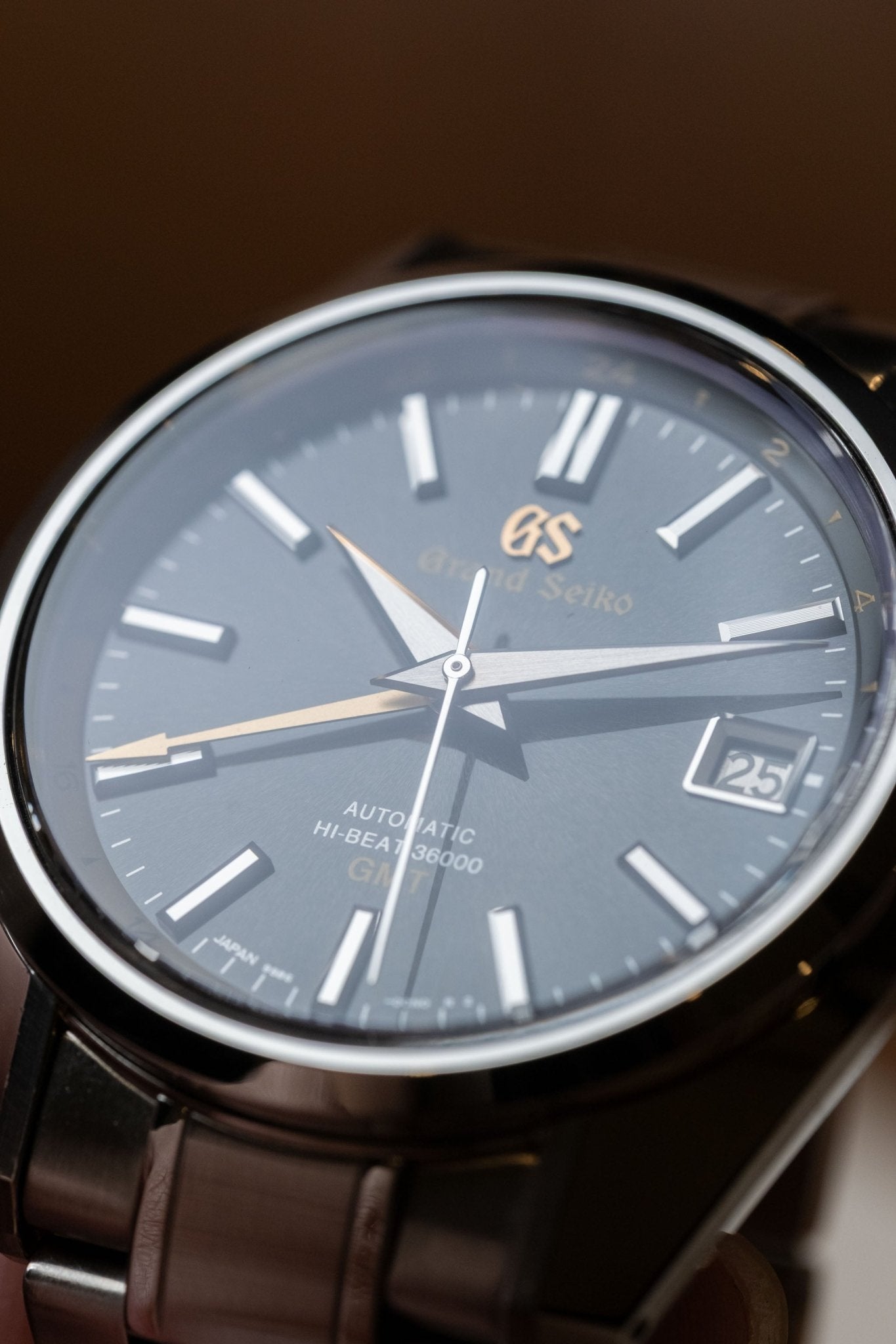 2022 Grand Seiko Heritage Collection GMT Asia Limited Edition SBGJ253 dial detail close-up