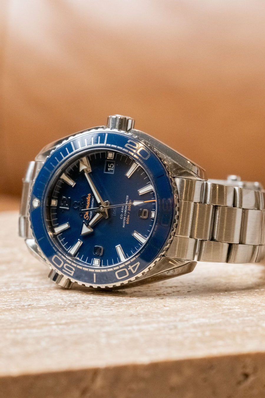 2022 Omega Seamaster Planet Ocean 600M dial detail close-up