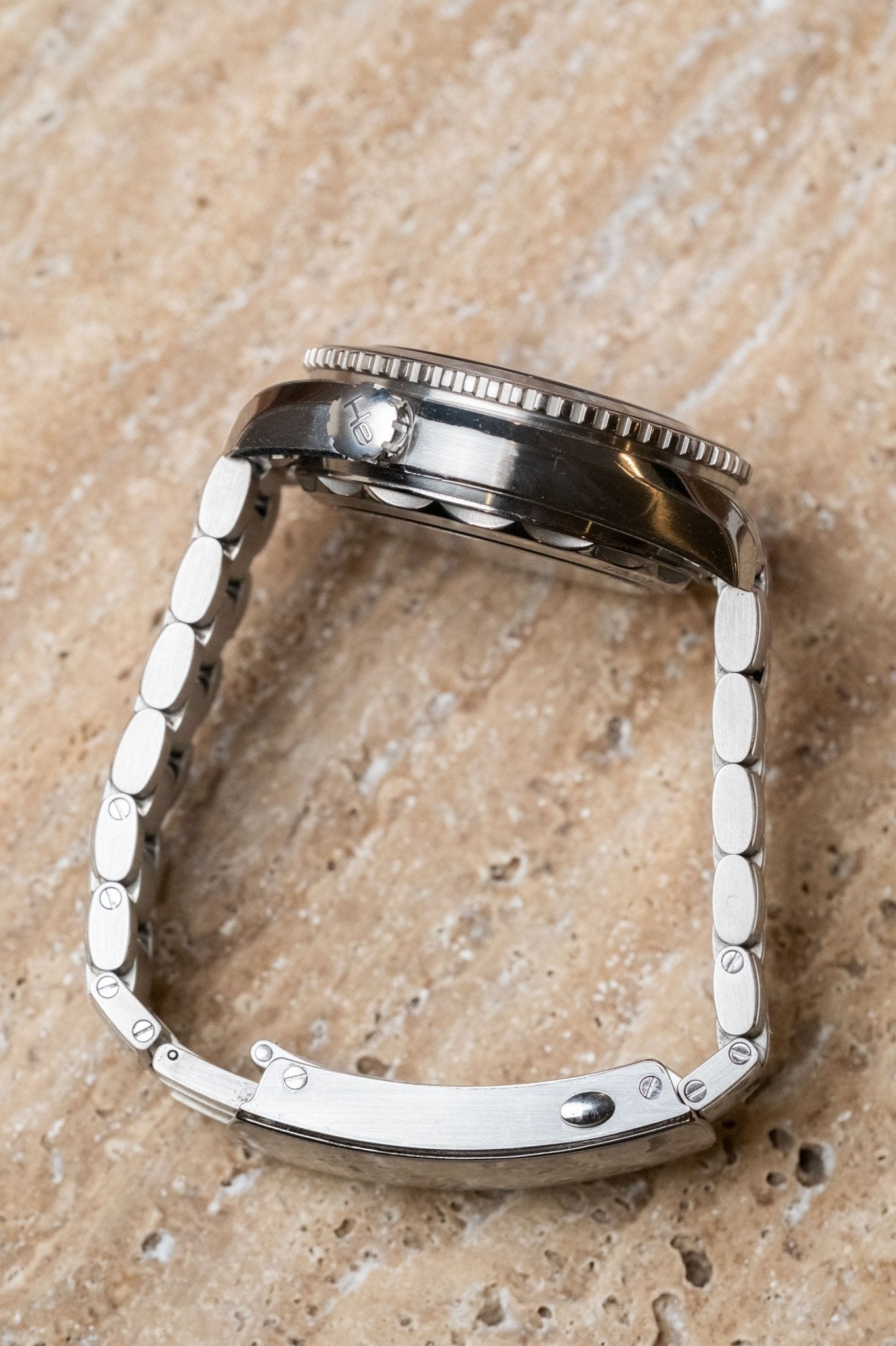 2022 Omega Seamaster Planet Ocean 600M case profile side view