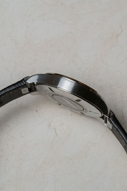 2023 IWC Schaffhausen Mark XX Green case profile side view