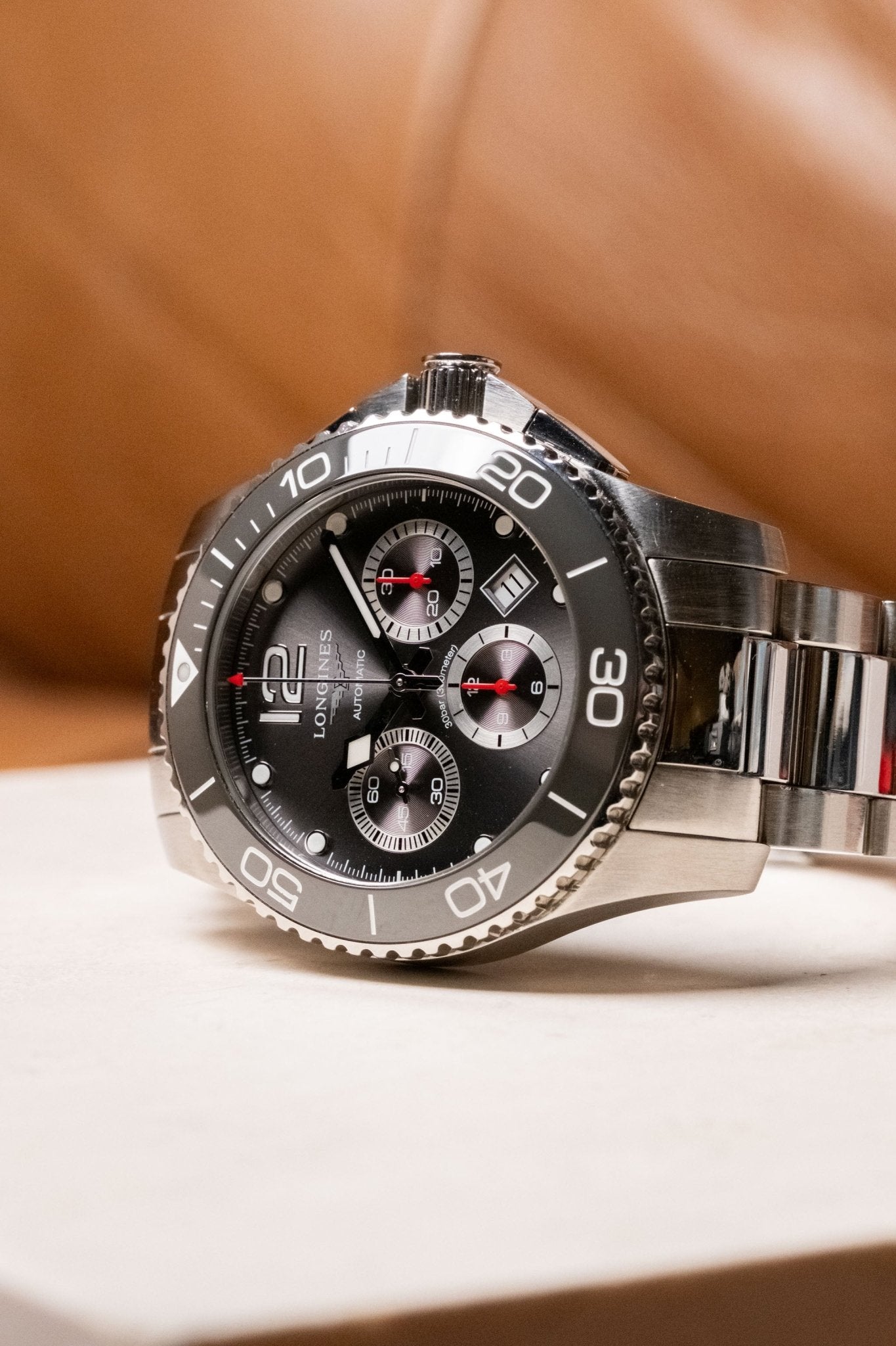 2023 Longines HydroConquest Chronograph Grey Dial L3.782.4.96.9 dial detail close-up