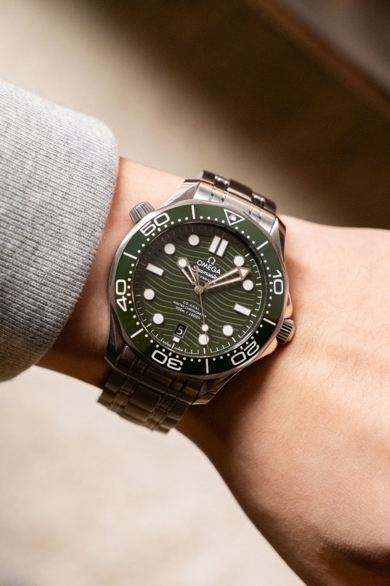 2023 Omega Seamaster 300M Professional Green Wave Dial Ceramic Bezel 210.32.42.20.10.001 - Wristory