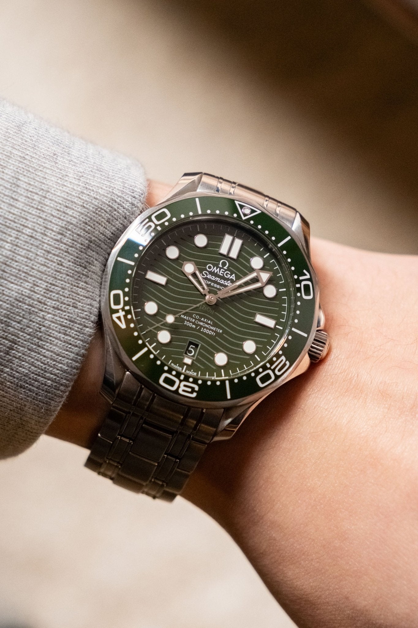 2023 Omega Seamaster 300M Professional Green Wave Dial Ceramic Bezel 210.32.42.20.10.001 - Wristory