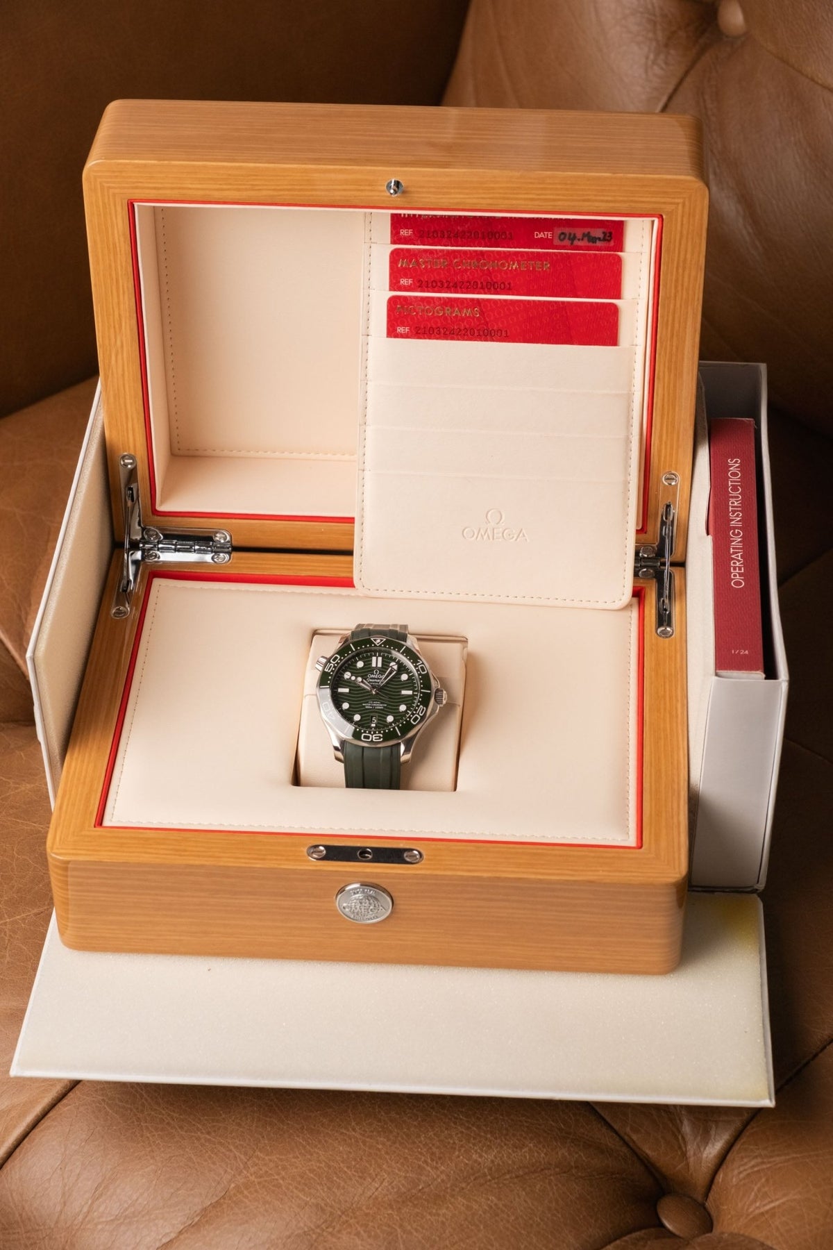 2023 Omega Seamaster Diver 300M Seaweed 210.32.42.20.10.001 - Wristory